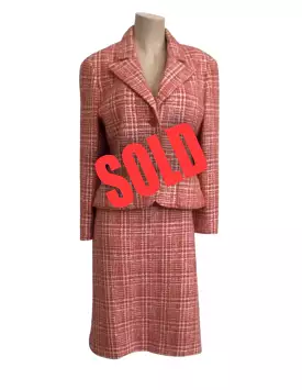 97P, 1997 Spring Vintage Chanel Boutique Orange Plaid Wool Tweed Jacket Blazer Skirt Suit Set US 8/10