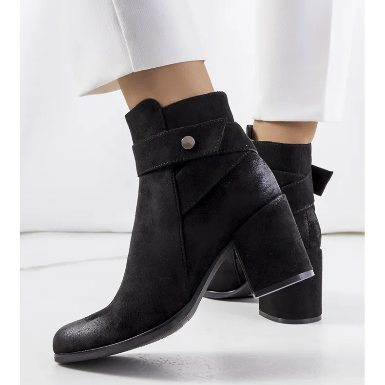 Black Craydon boots