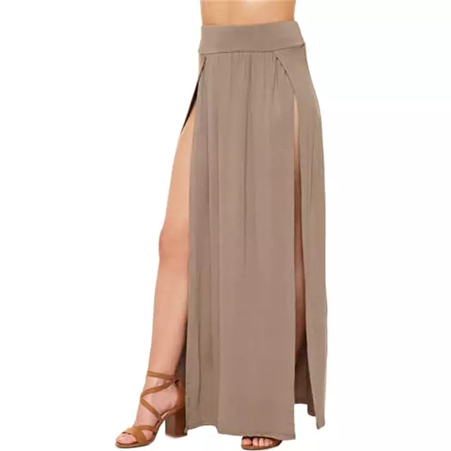 Elegant Double Slit Evening Skirt: A Fusion of Timeless Elegance and Modern Flair