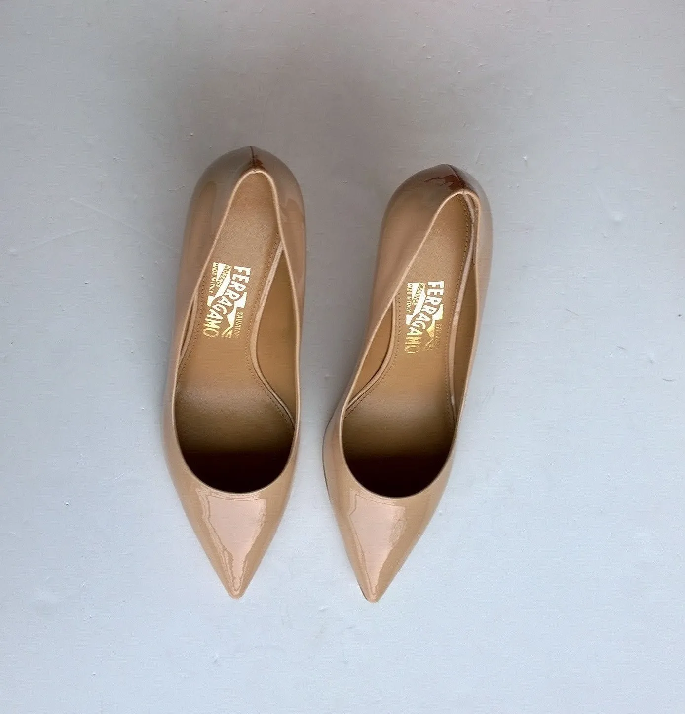 Ferragamo Susie 70 Beige Nude Patent Pumps Heels