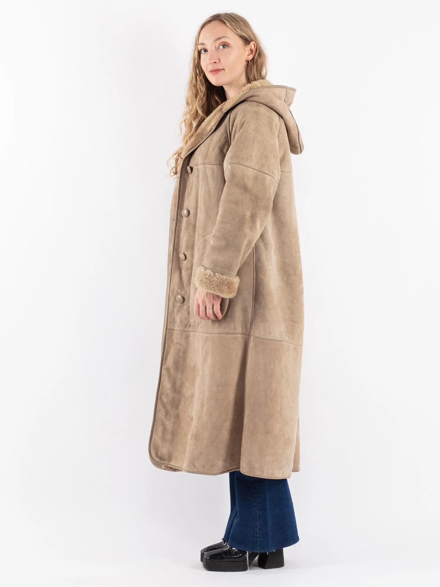 Vintage 70's Women Hooded Sheepskin Coat in Beige