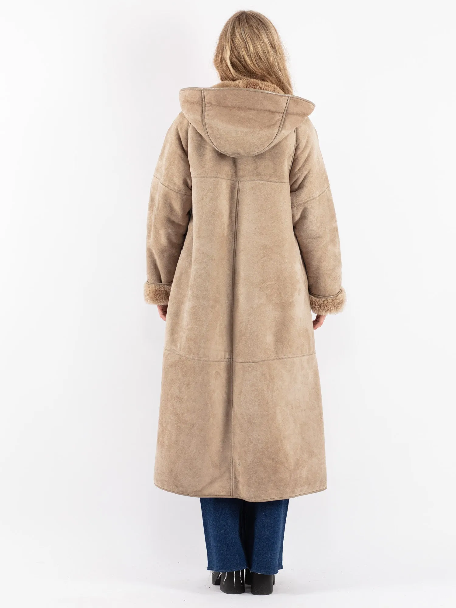 Vintage 70's Women Hooded Sheepskin Coat in Beige