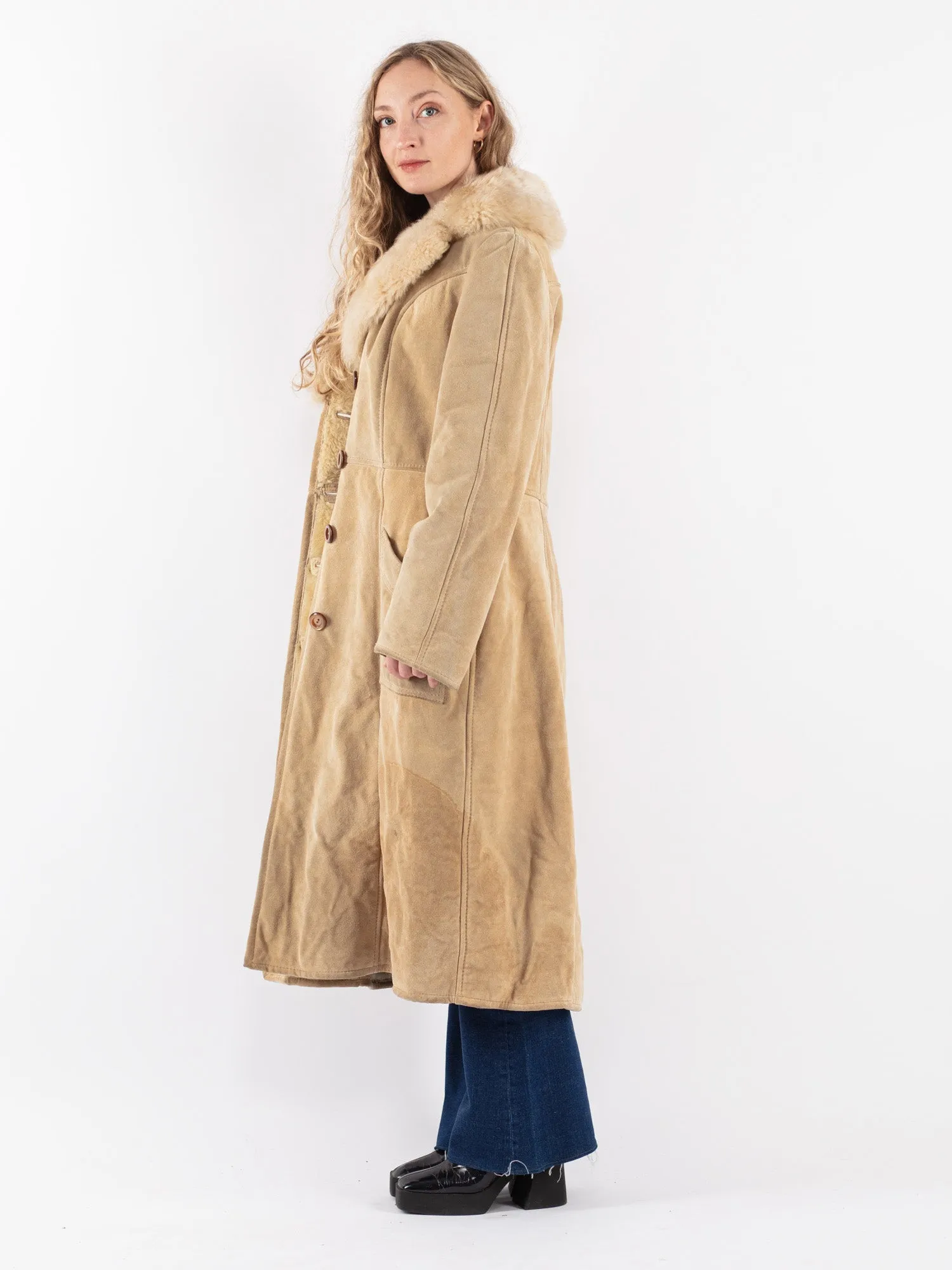 Vintage 70's Women Suede Sherpa Coat in Beige