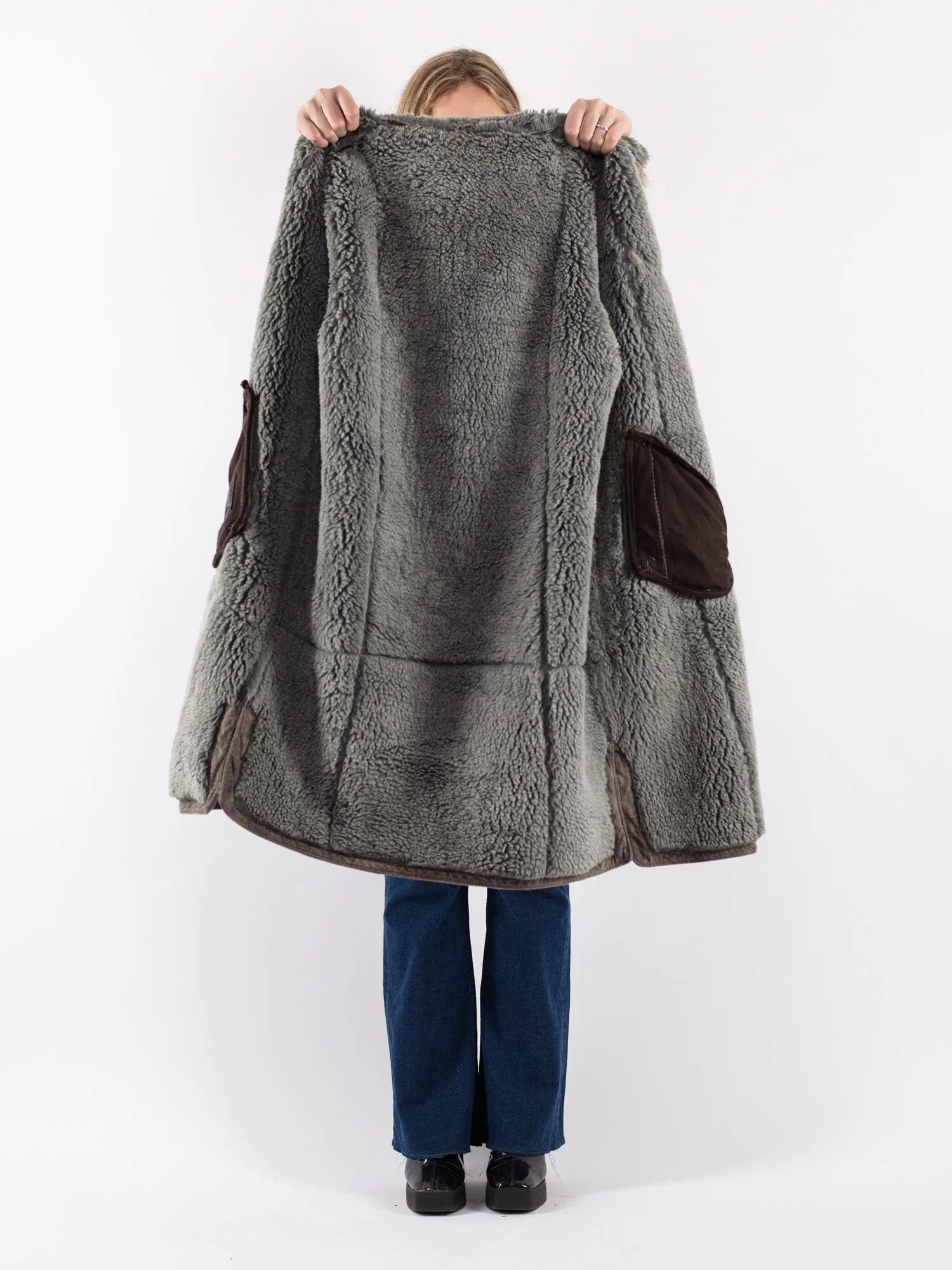 Vintage 90's Women Faux Sheepskin Coat in Gray