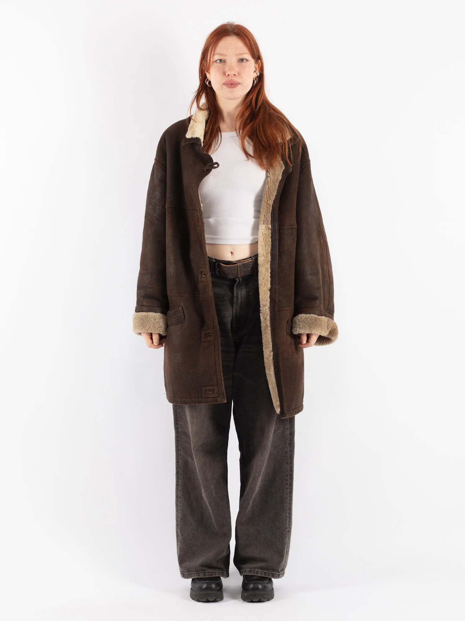 Vintage 90's Women Oversized Sheepskin Coat in Brown