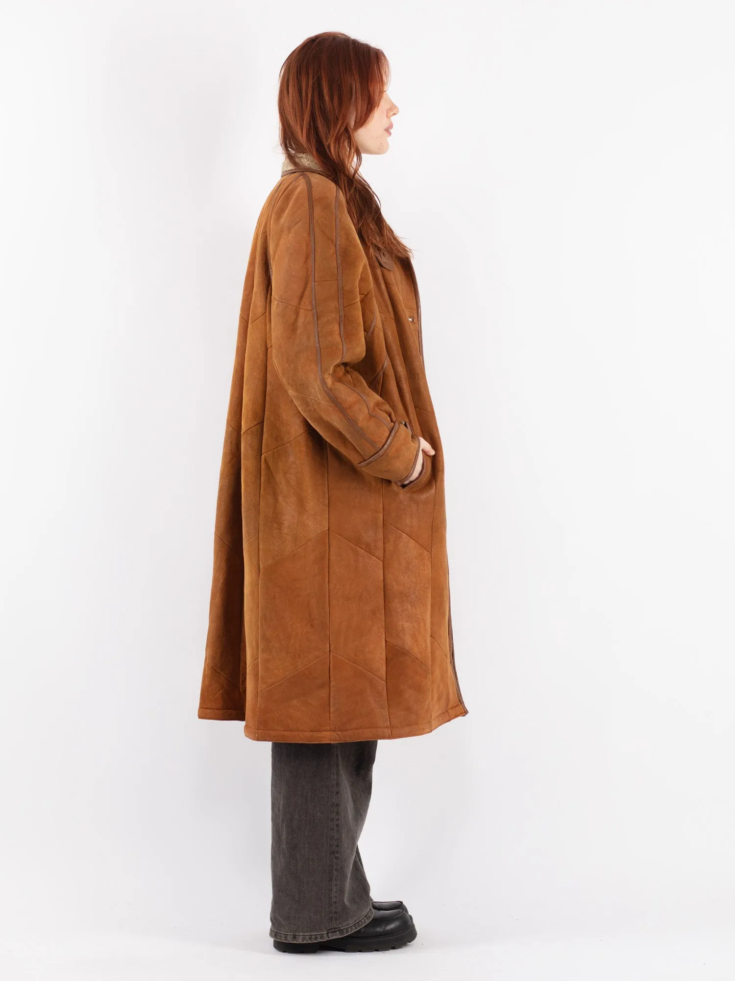 Vintage 90's Women Sheepskin Coat in Brown