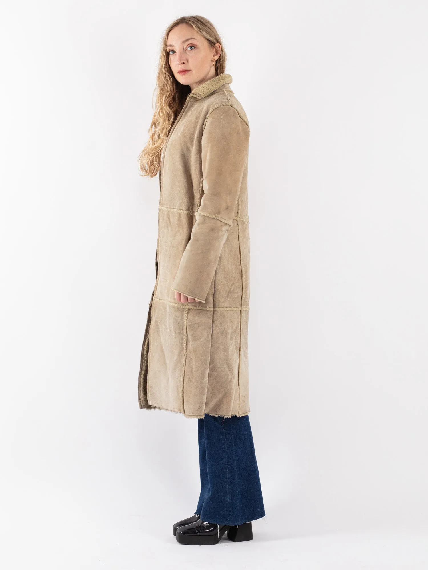 Vintage 90's Women Suede Sherpa Coat in Beige