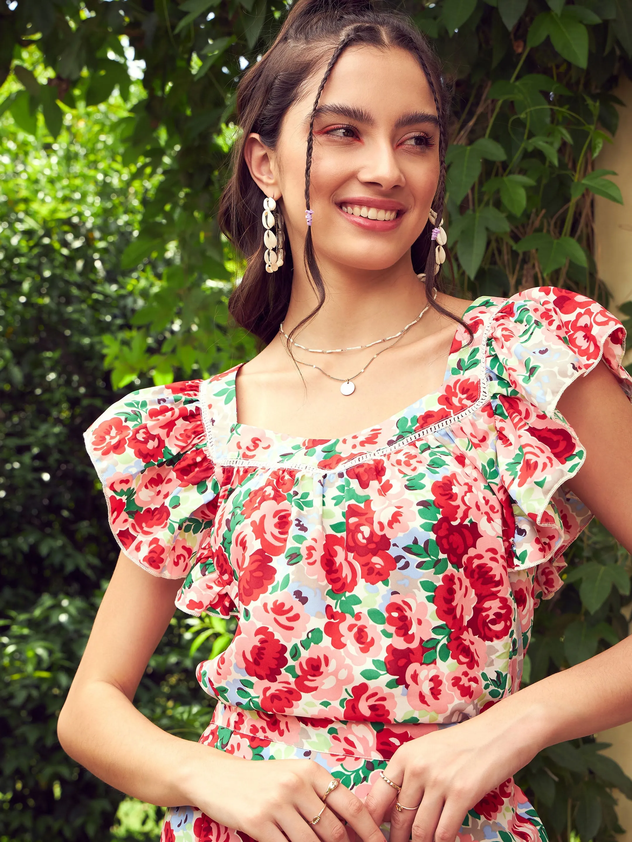 Women Red Floral Sweetheart Neck Top With Mini Skirt